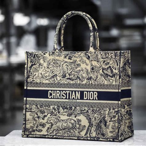 christian dior tote bag 2020|christian dior book tote 2021.